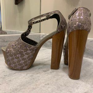 Jessica Simpson Dany Platform Sandals. Size 9. Sequin.